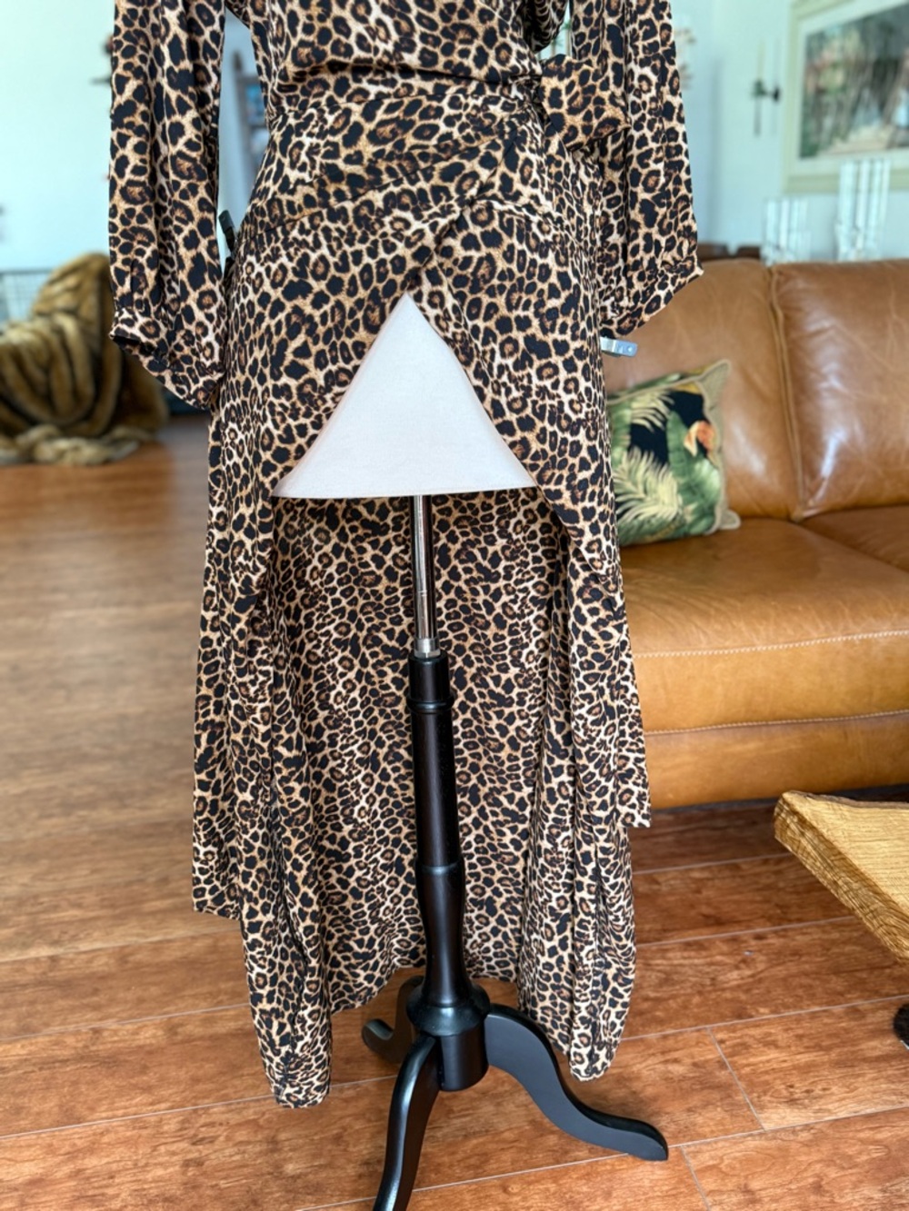 Leopard 🐆 Heart Of Haute Leopard Print Wrap Maxi Dress - Picture 9 of 16